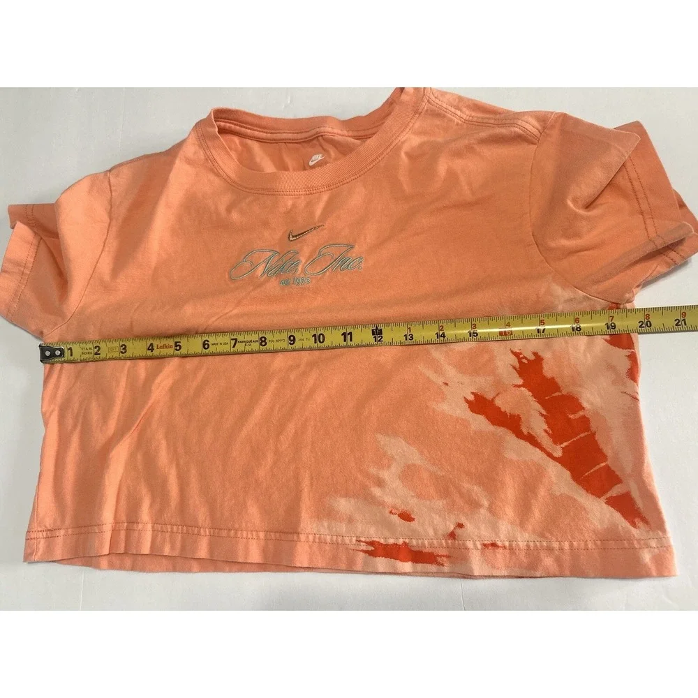 The nike tee crop top size XS t‎ shirt Peach short sleeve logo The Dye RARE